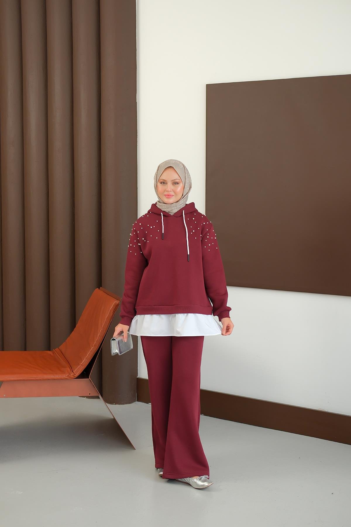 Omuzları Boncuk Detay İkili Takım Bordo