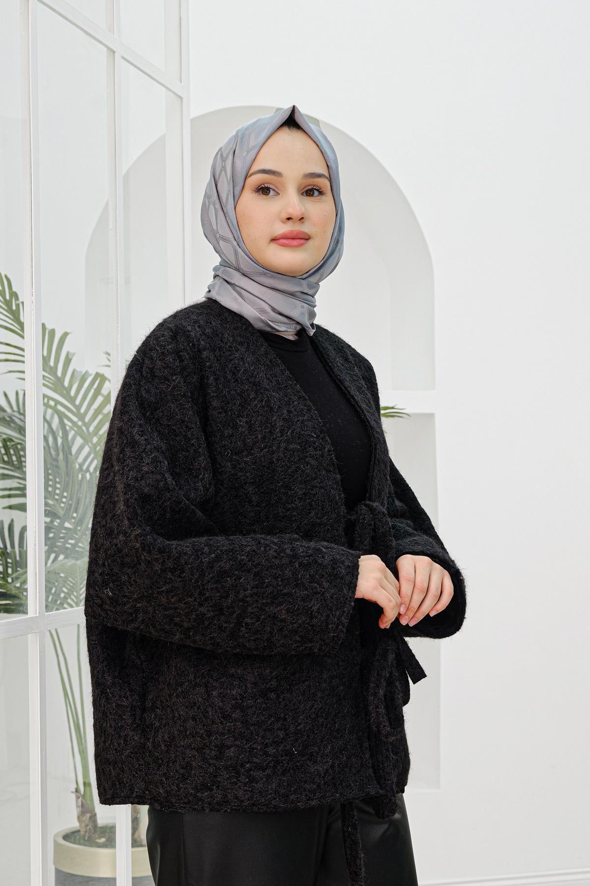 Ön Bağlamalı Buklet Kumaş Ceket Siyah