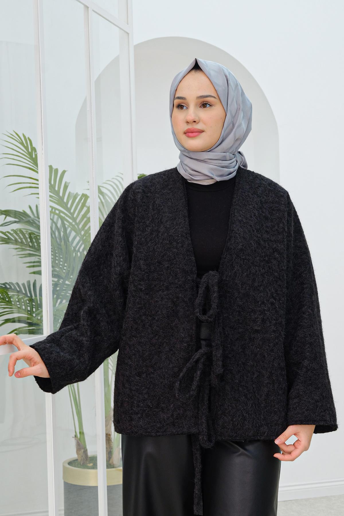 Ön Bağlamalı Buklet Kumaş Ceket Siyah