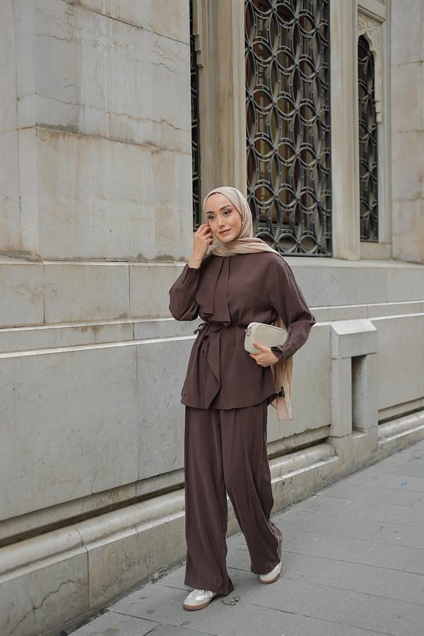Ön Büzgülü İkili Takım Kahverengi
