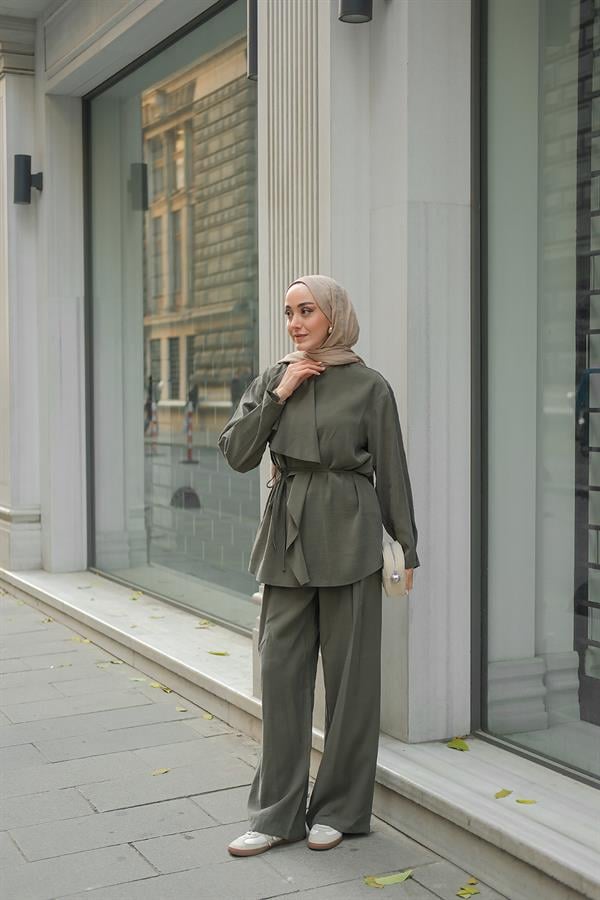 Ön Büzgülü İkili Takım Koyu Yeşil