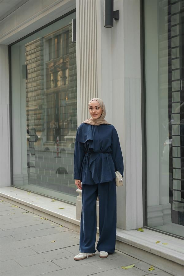 Ön Büzgülü İkili Takım Lacivert