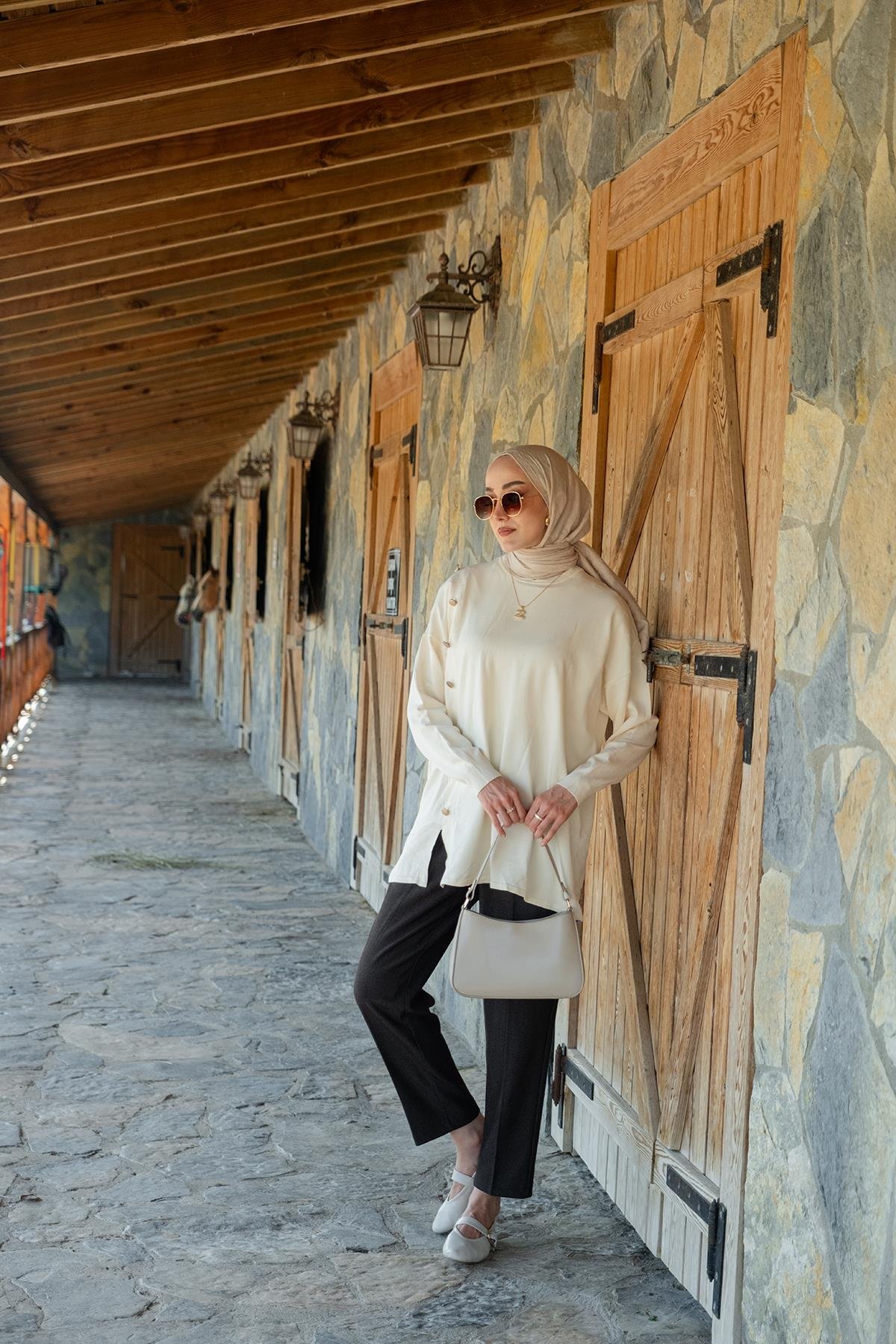 Ön Düğme Detay Tunik Ekru