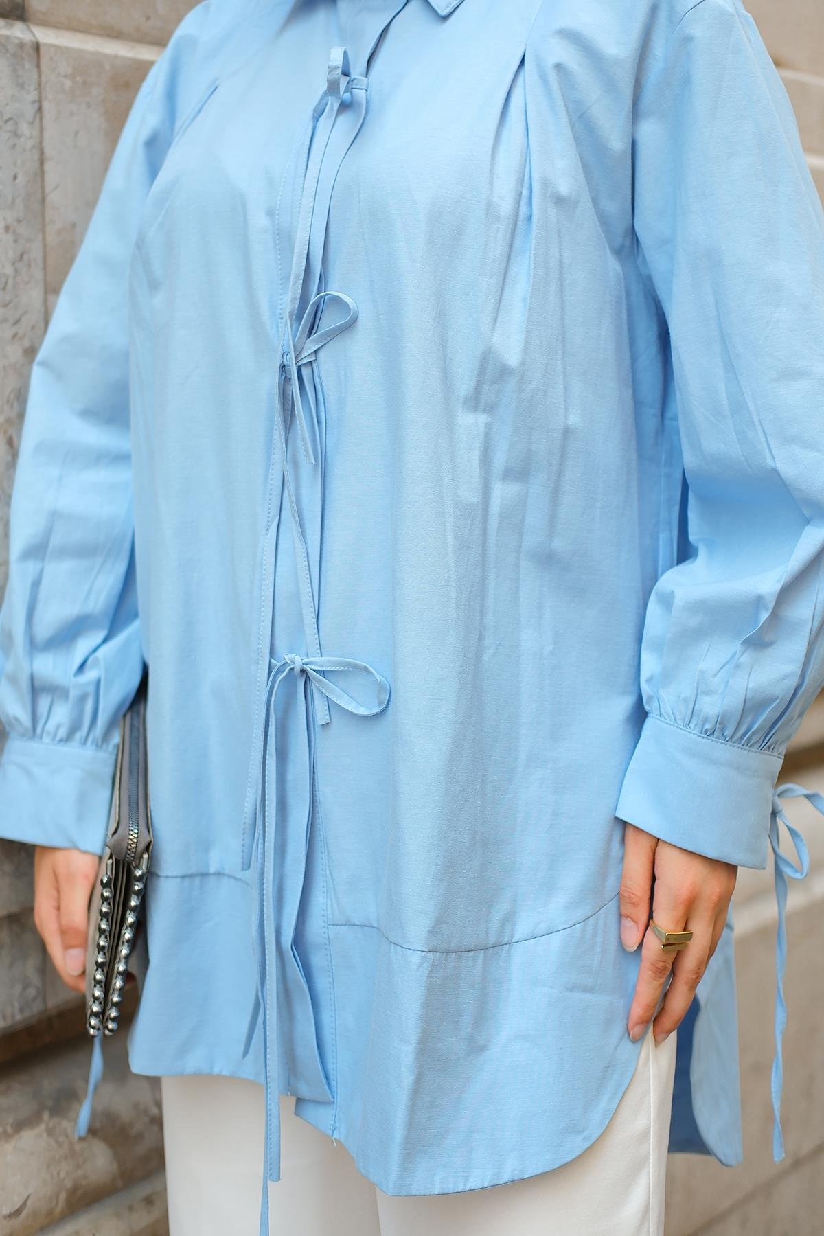 Ön Kurdele Detay Oval Kesim Gömlek  Bebe Mavi