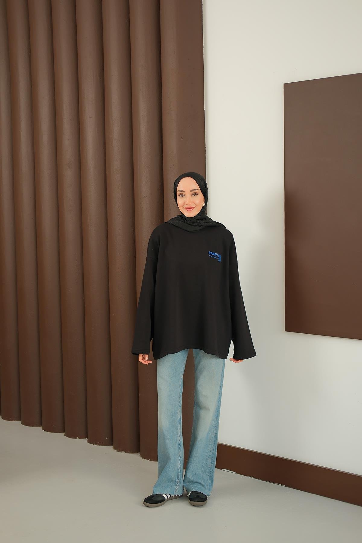 Ön Ve Arka Yazı Baskılı Sweat Siyah