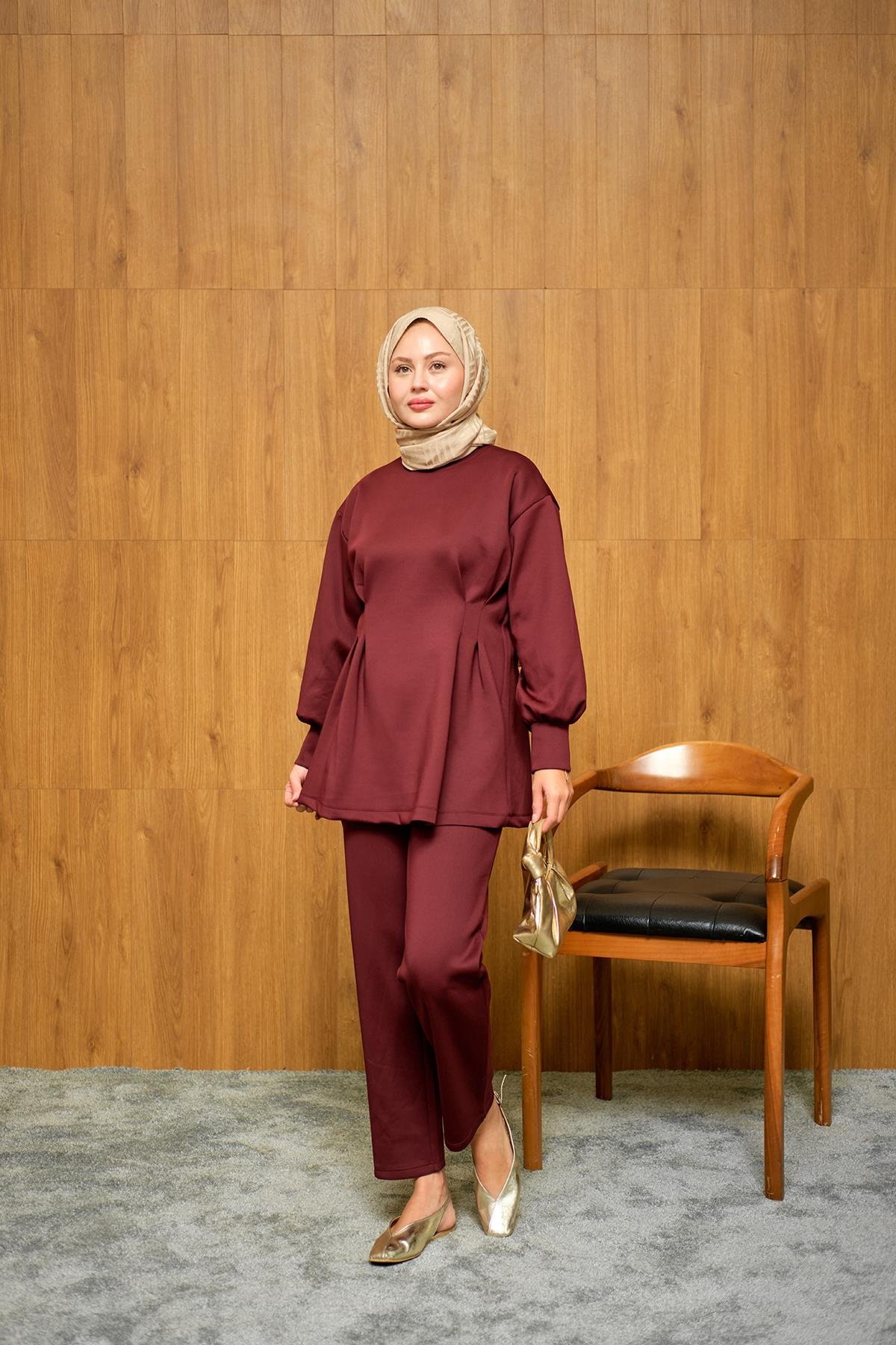 Önden Pileli Takım Bordo