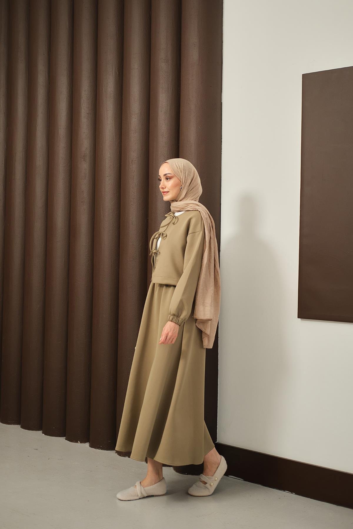 Önü Bağlamalı Etekli Takım Fıstık Yeşil