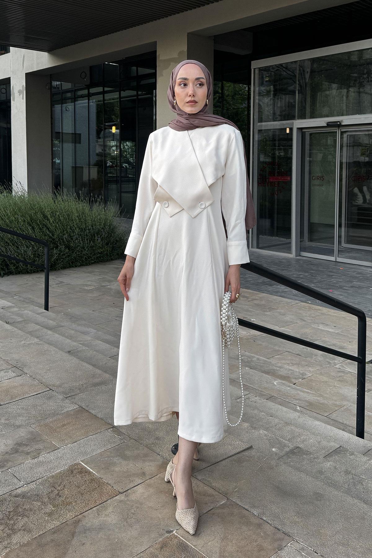 Önü Çapraz Detaylı Elbise Krem