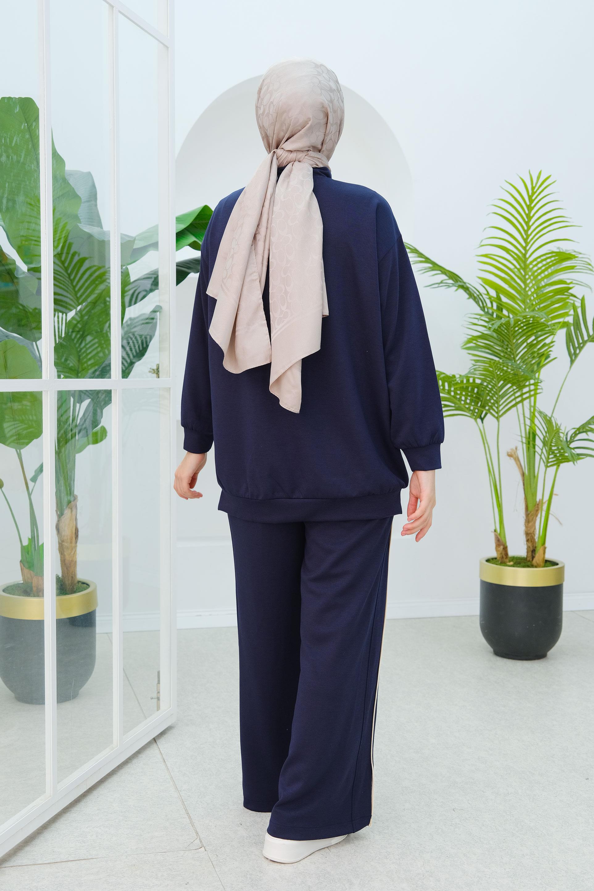 Önü Çift Cep Detaylı İkili Takım Lacivert