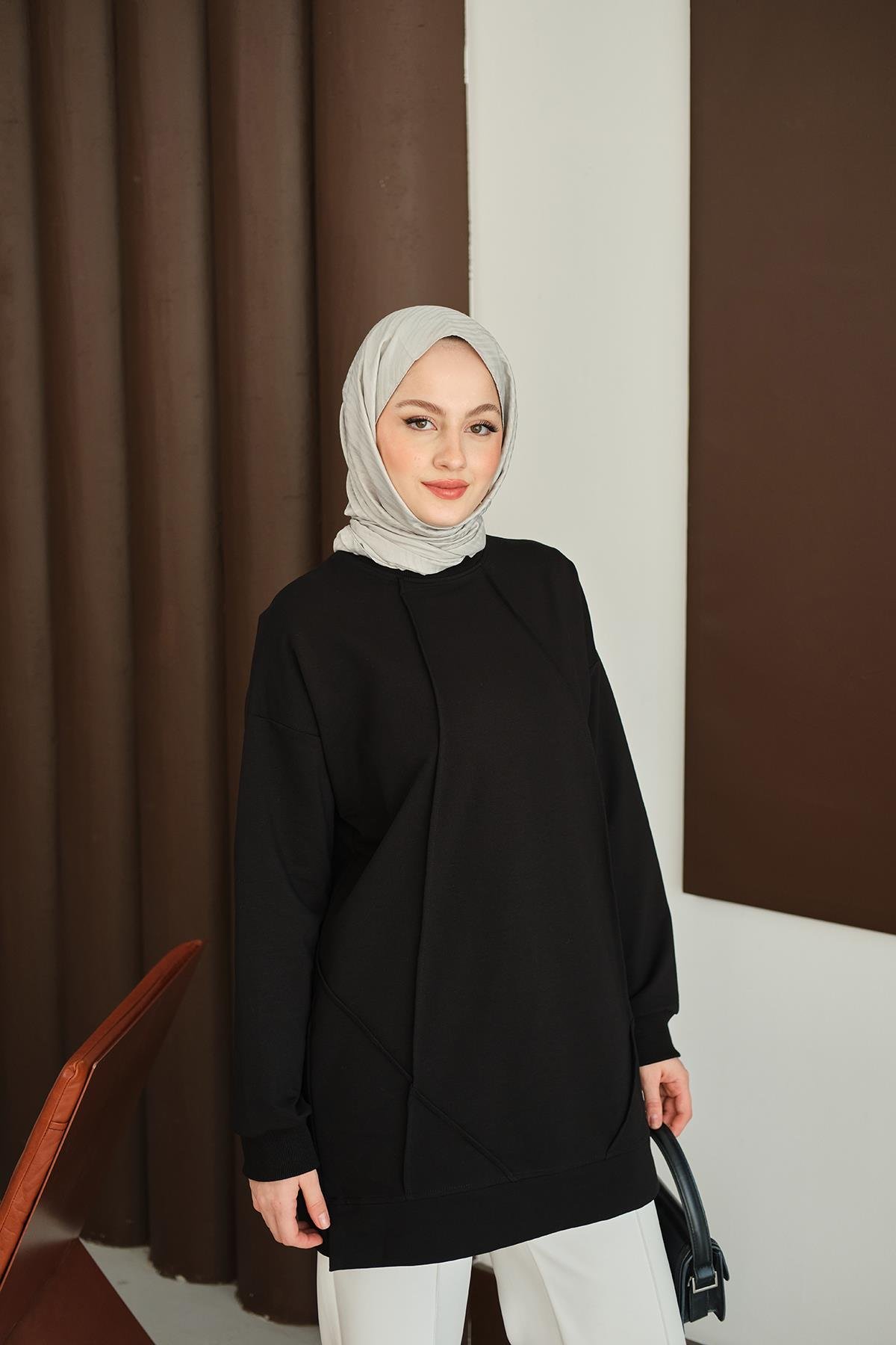 Önü Dikiş Detay Tunik Siyah