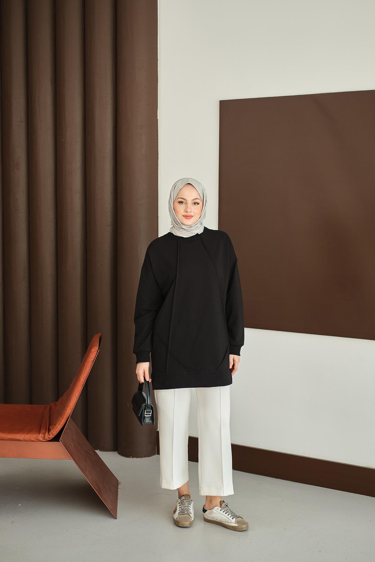 Önü Dikiş Detay Tunik Siyah