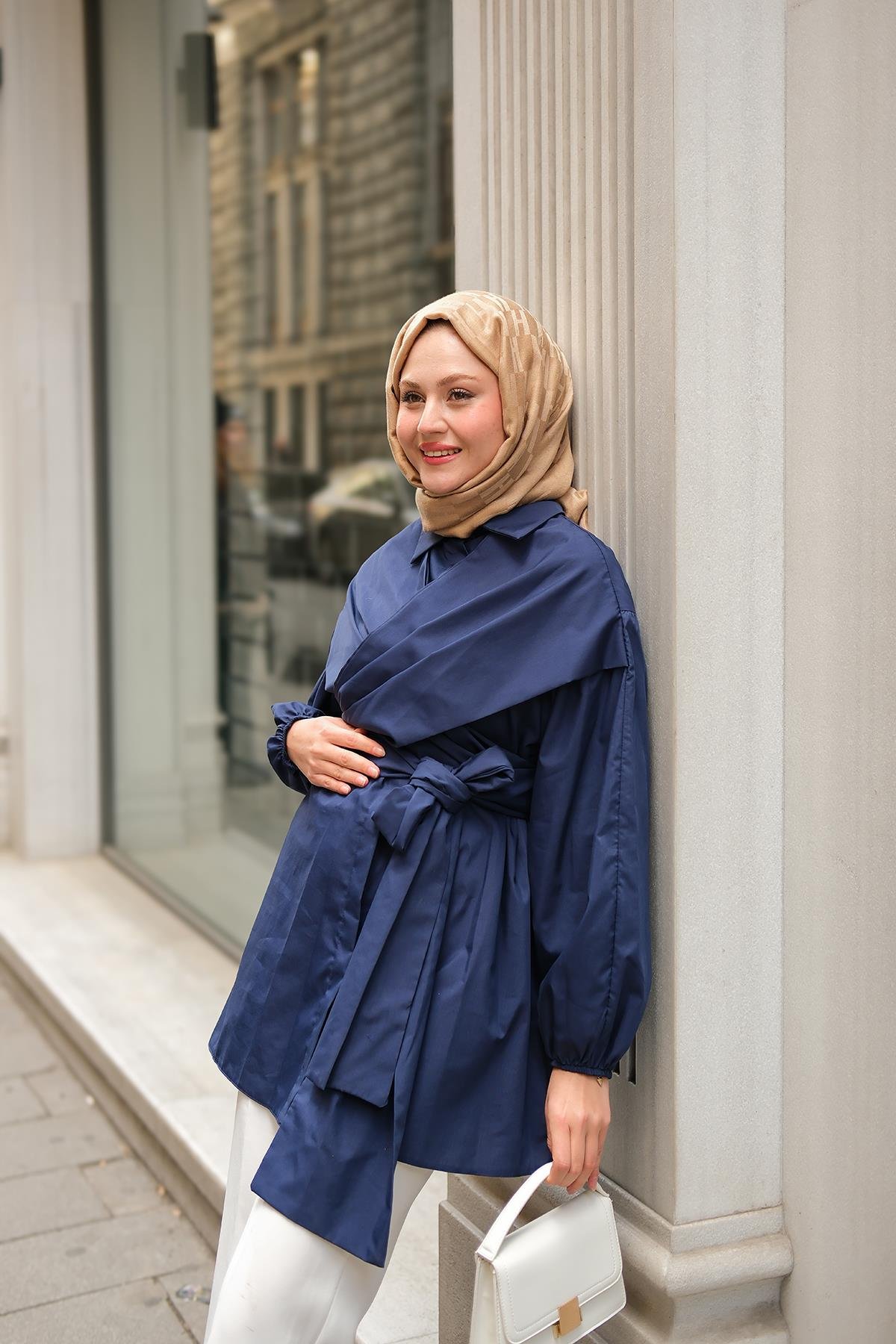 Önü Drape Detay Poplin Gömlek Lacivert