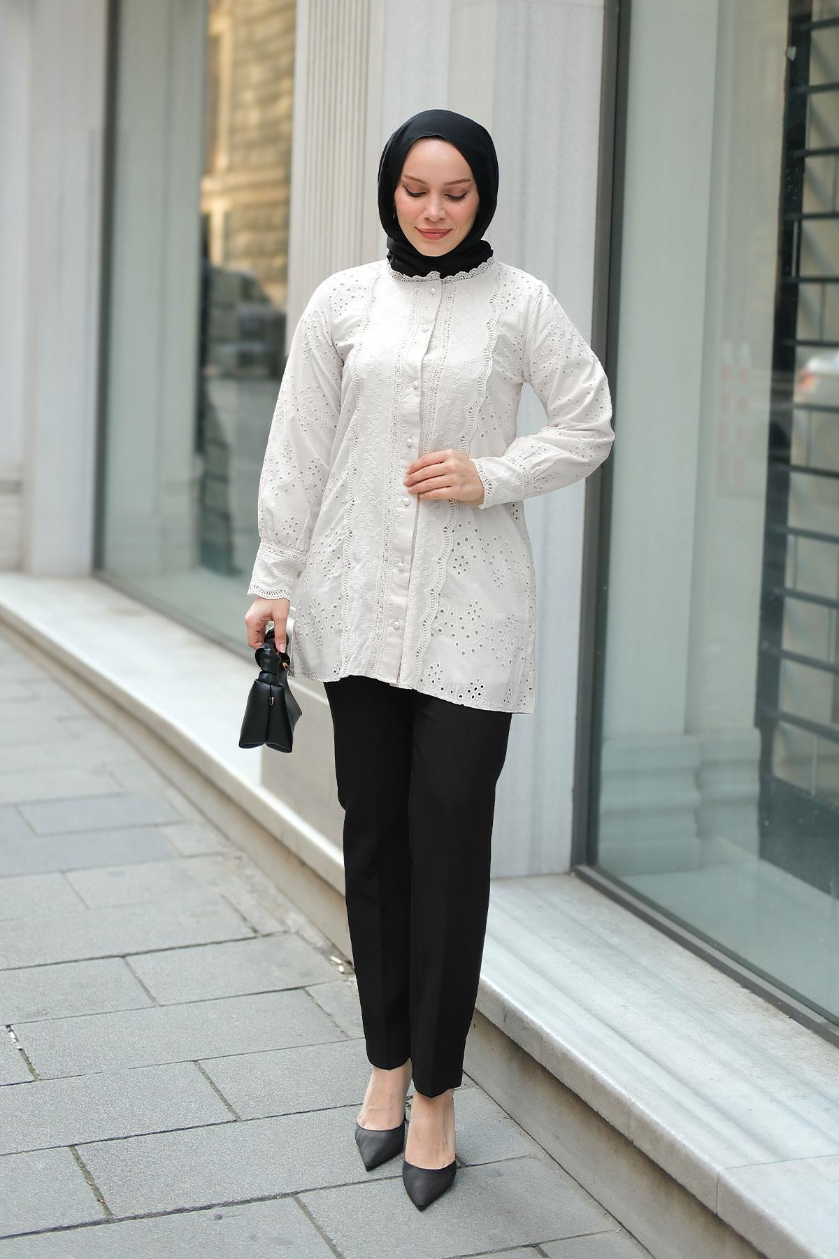 Önü Güpür Detaylı Oversize Gömlek Beyaz