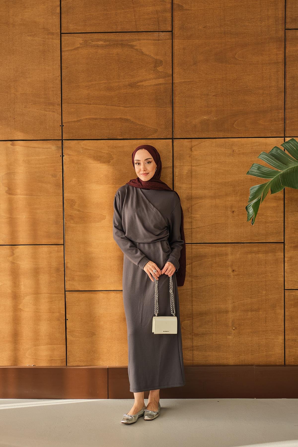 Önü Parça Detaylı Elbise Antrasit