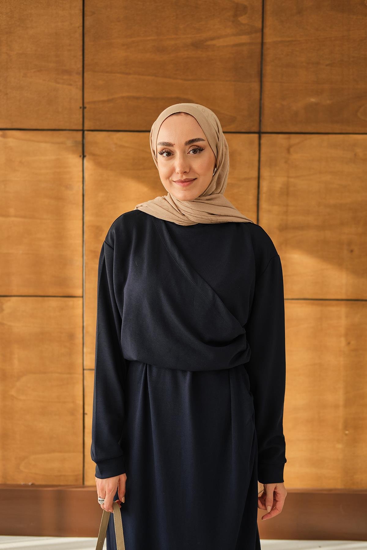 Önü Parça Detaylı Elbise Lacivert