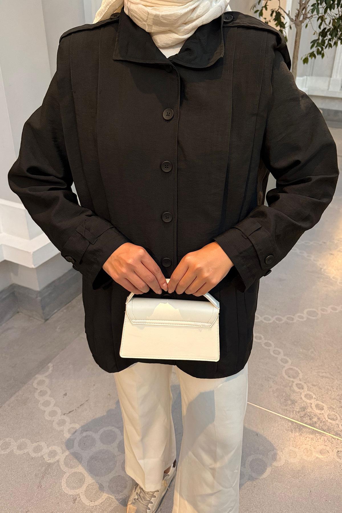 Önü Pile Detaylı Gömlek Siyah