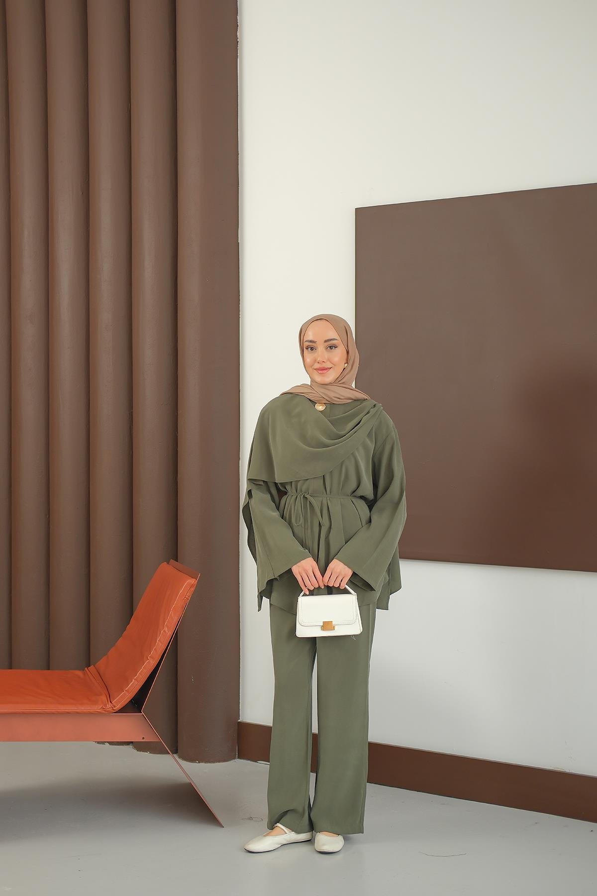 Önü Şal Detay Takım Yeşil