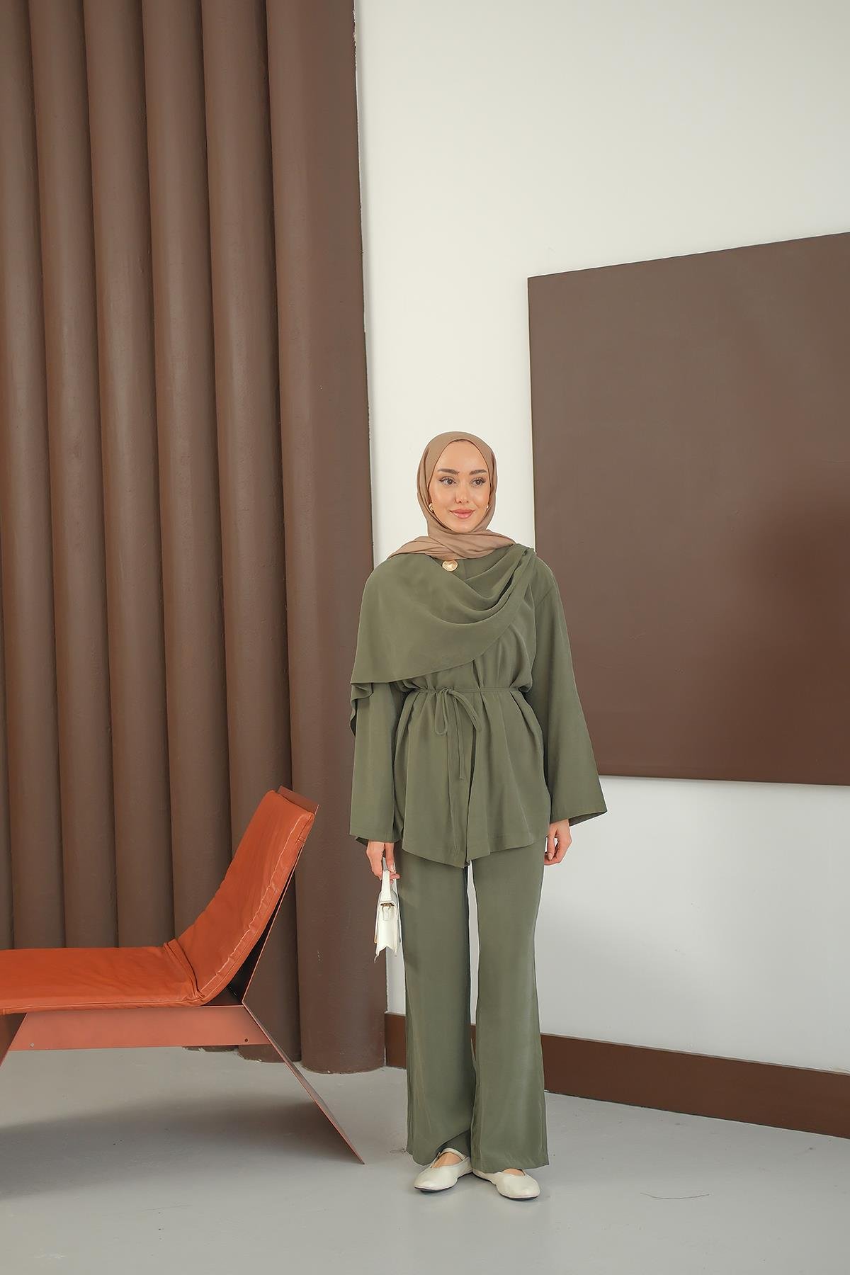 Önü Şal Detay Takım Yeşil