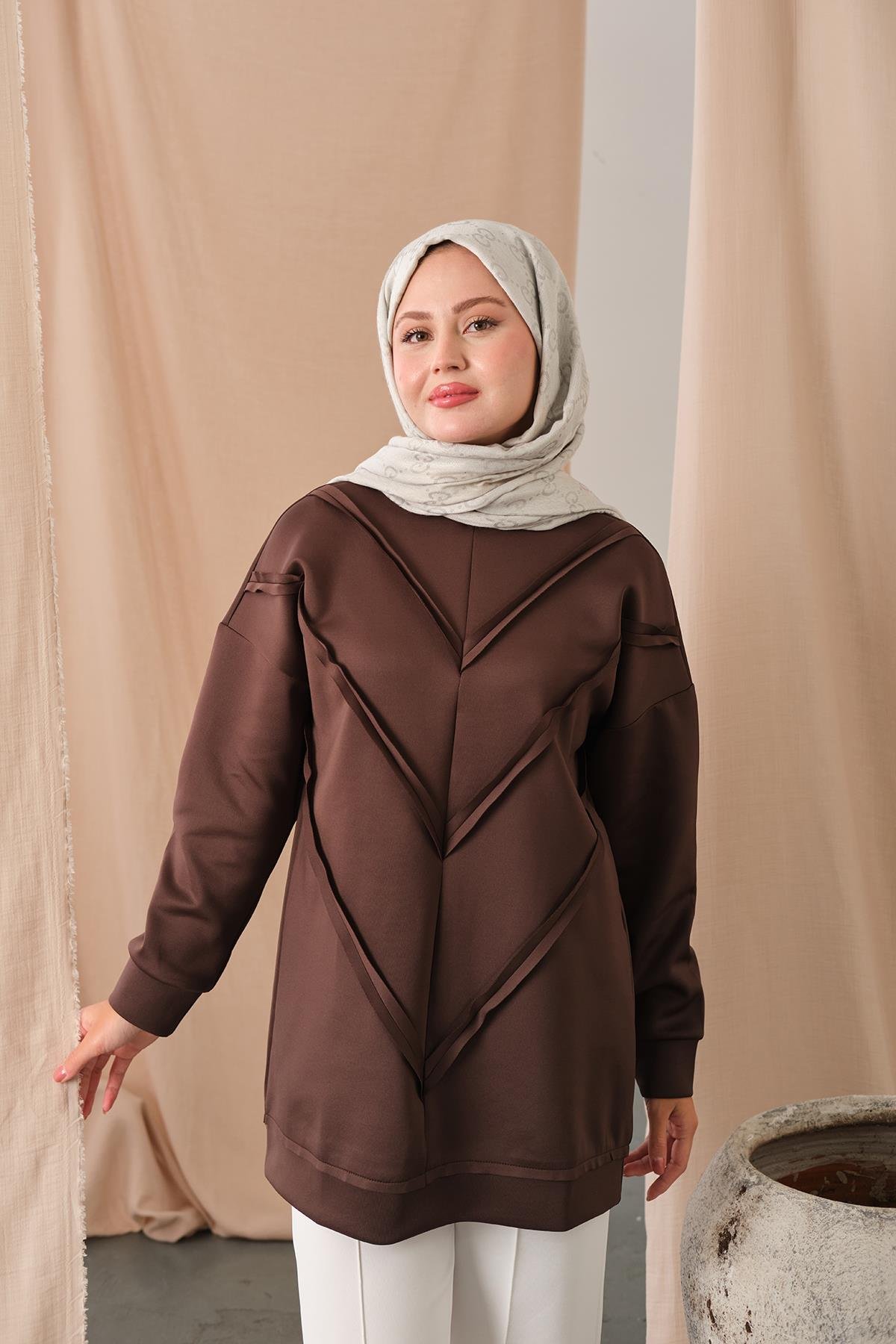 Önü V Detaylı Tunik Kahverengi