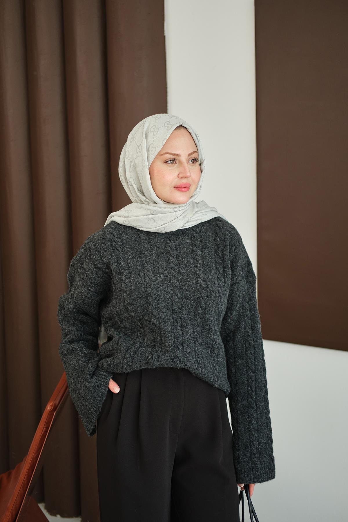 Örgü Desenli Triko Tunik Siyah