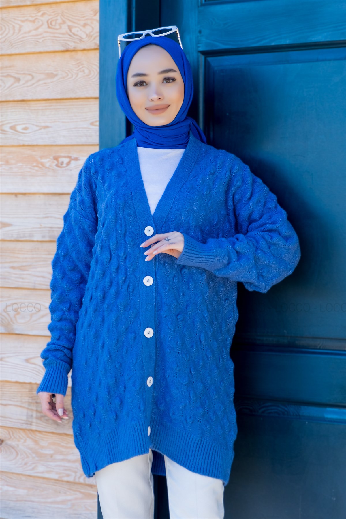 Uygun Fiyatlı ORGU DETAY DUGMELI TRIKO HIRKA MAVI | Loccomoda.com 