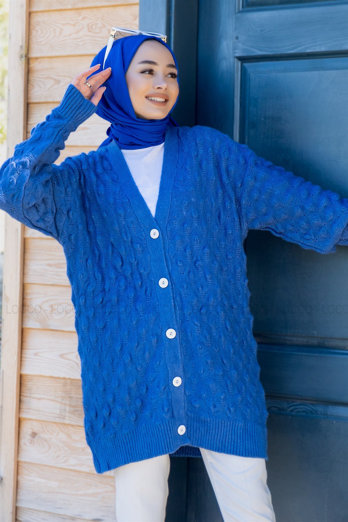 Uygun Fiyatlı ORGU DETAY DUGMELI TRIKO HIRKA MAVI | Loccomoda.com 