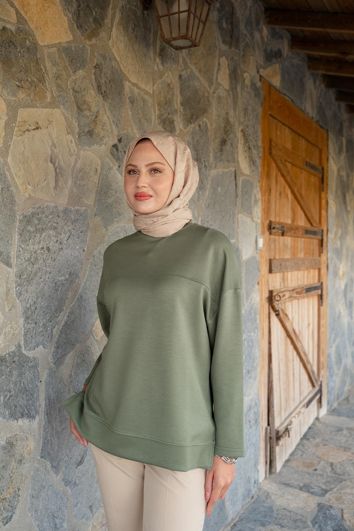 Oval Kesim Tunik Yeşil