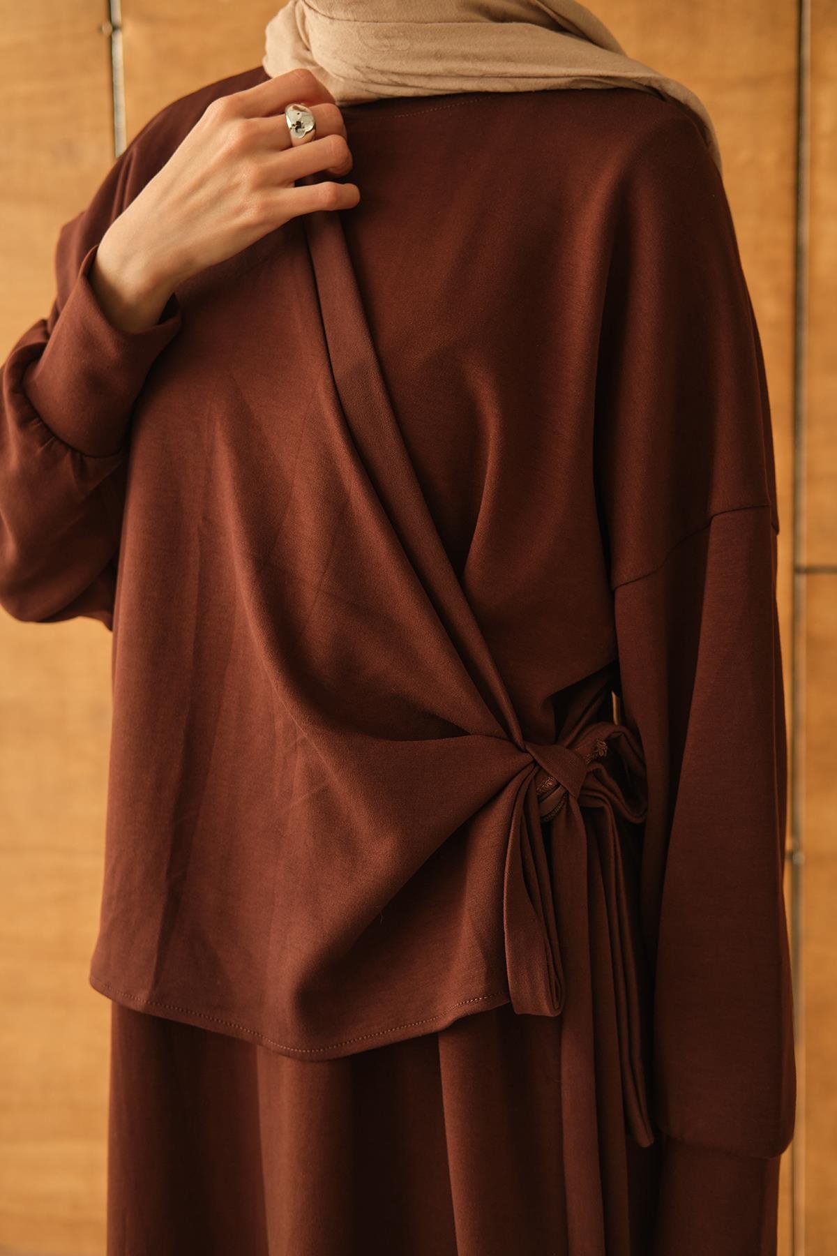 Parça Bağlamalı Elbise Kahverengi