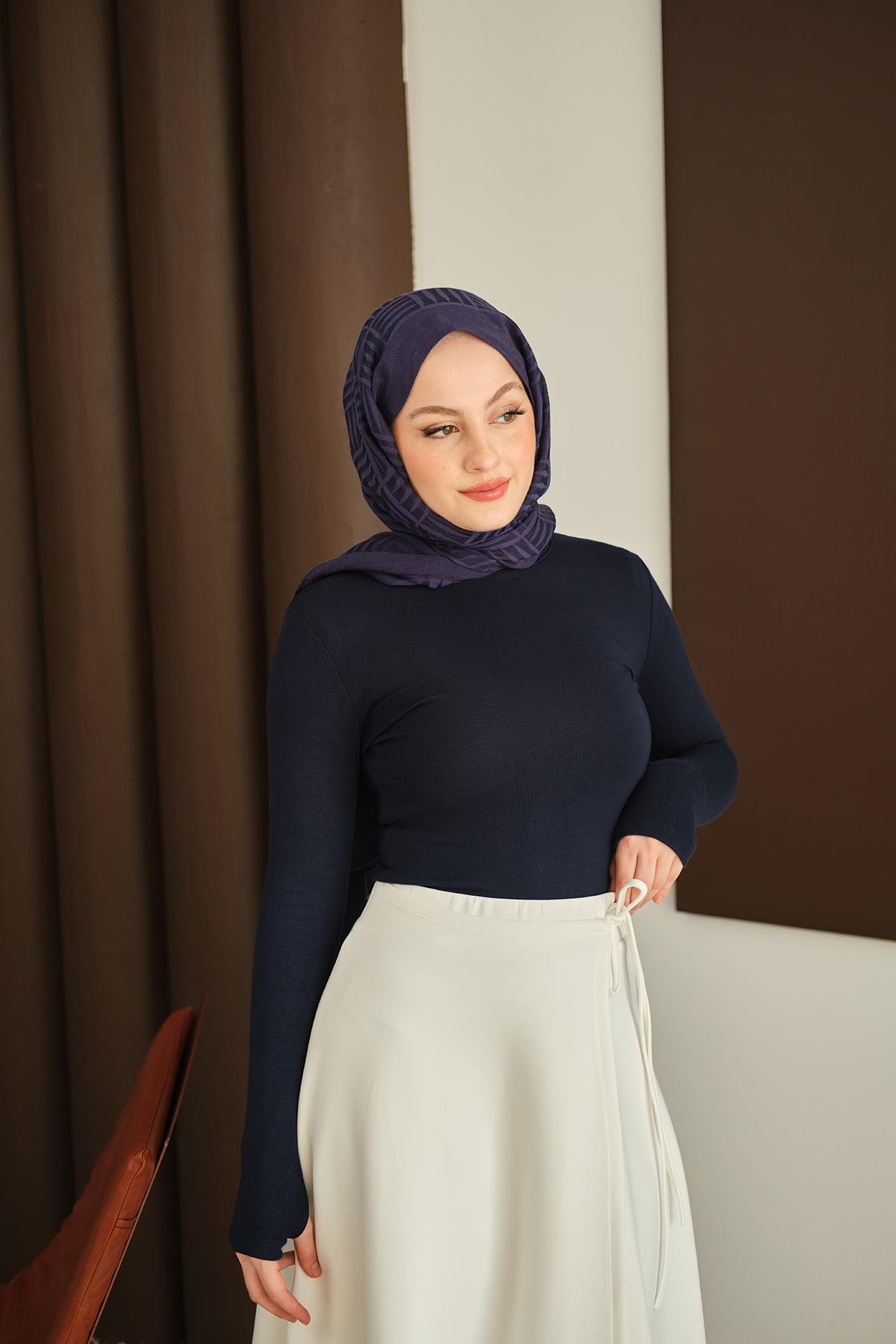 Parmak Geçirmeli Body Lacivert