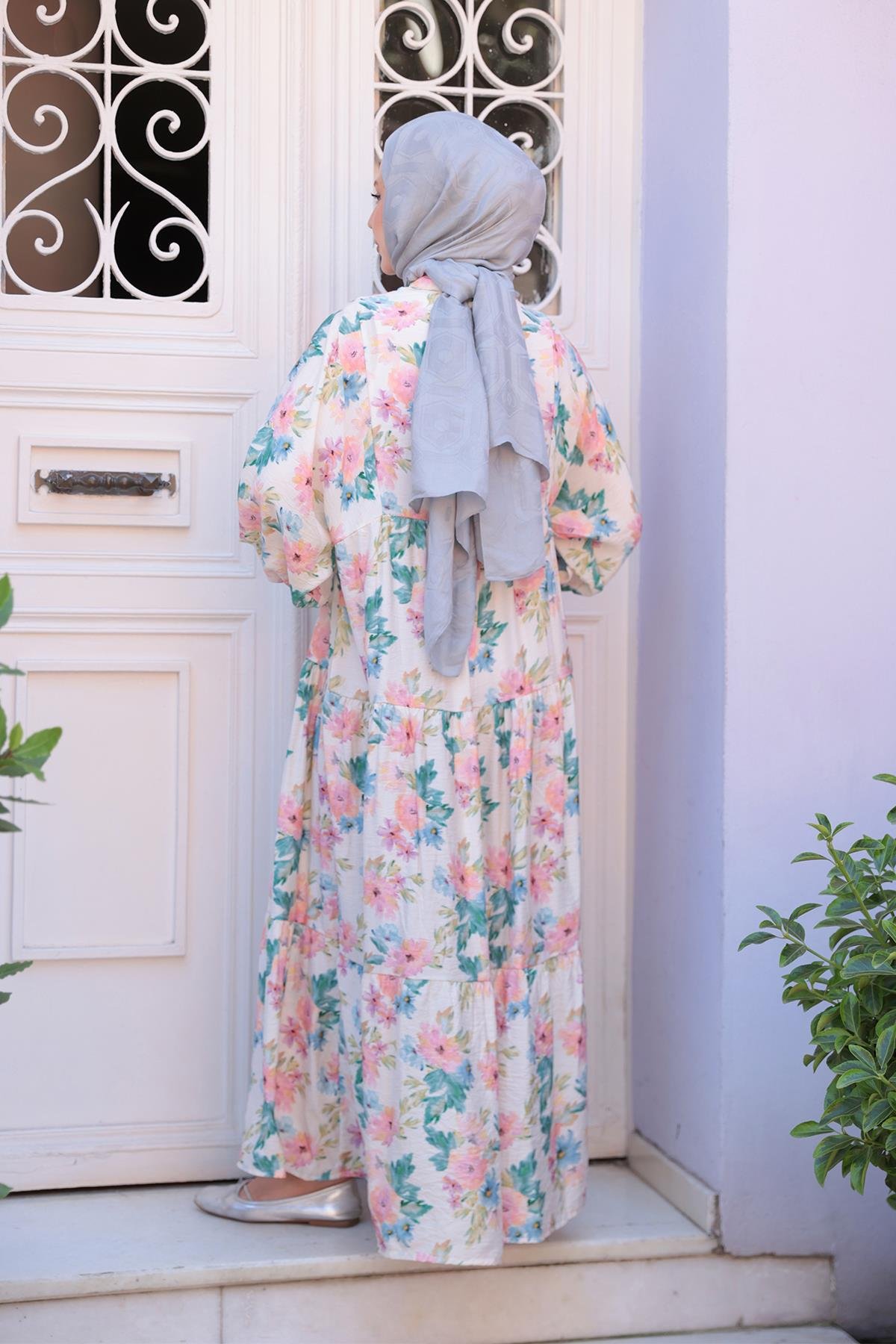 Pastel Çicek Desenli Elbise Pudra