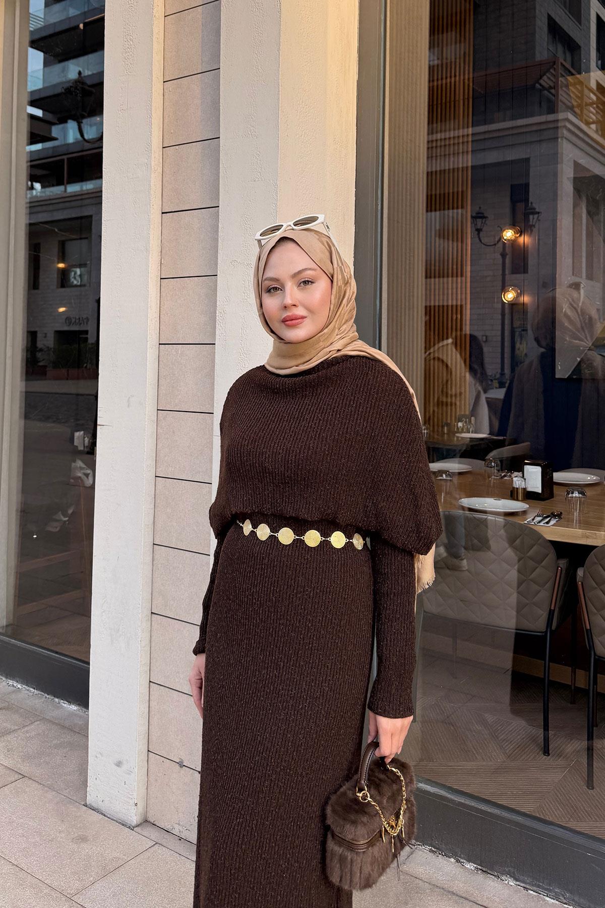 Pelerin Yaka Elbise Kahve