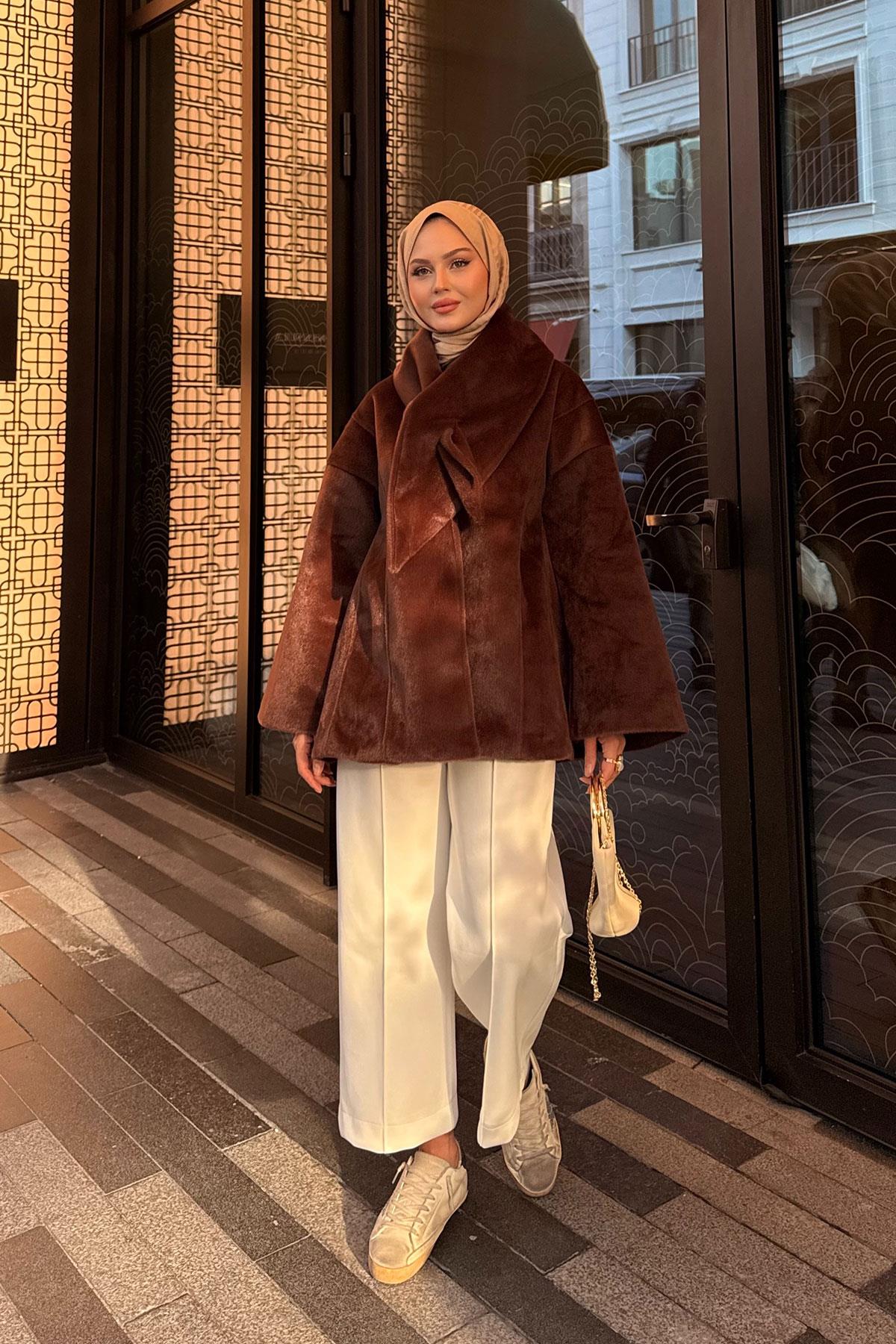 Peluş Detay Şallı Ceket Kahverengi