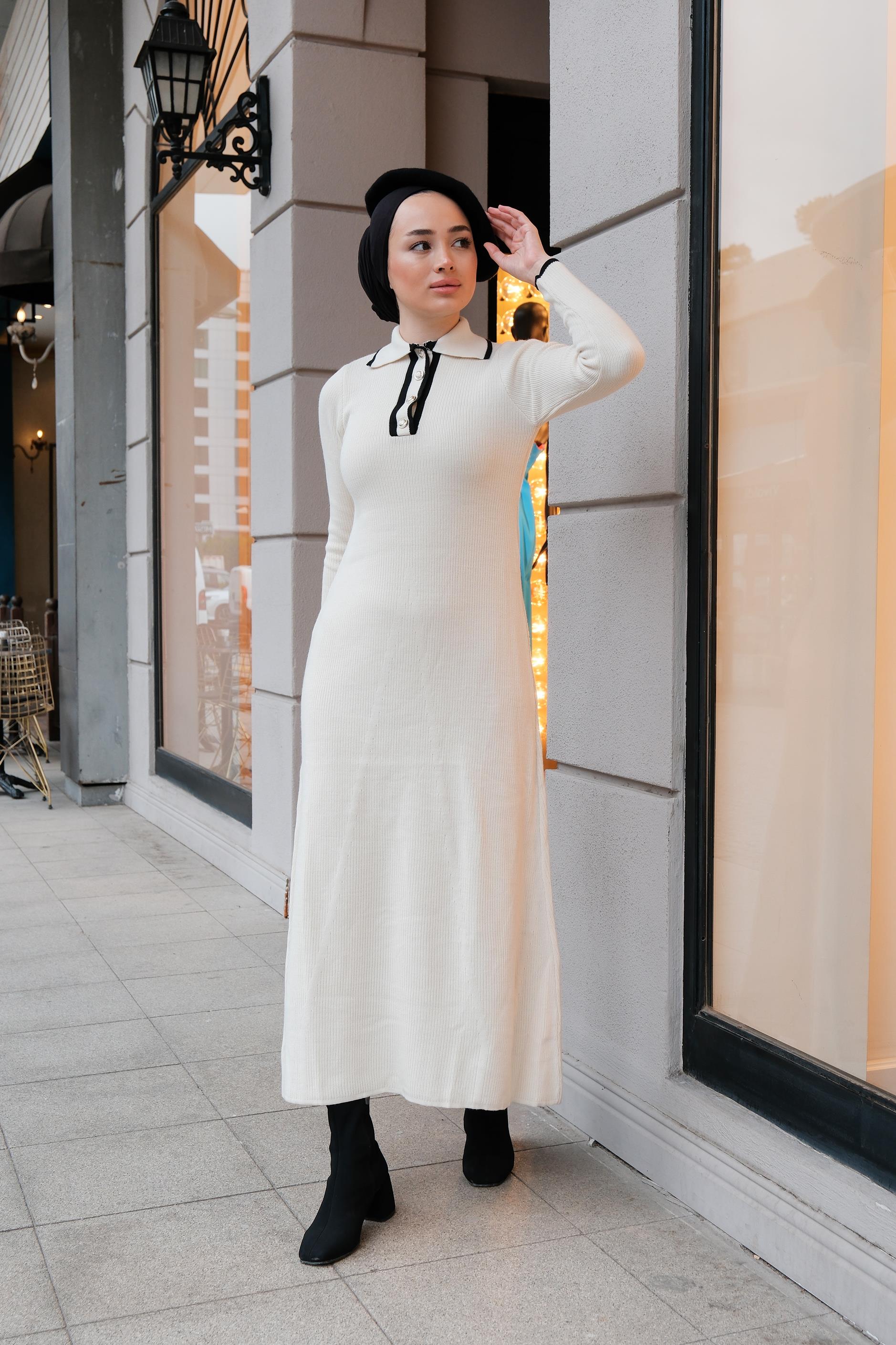 Polo Yaka Triko Elbise Bej