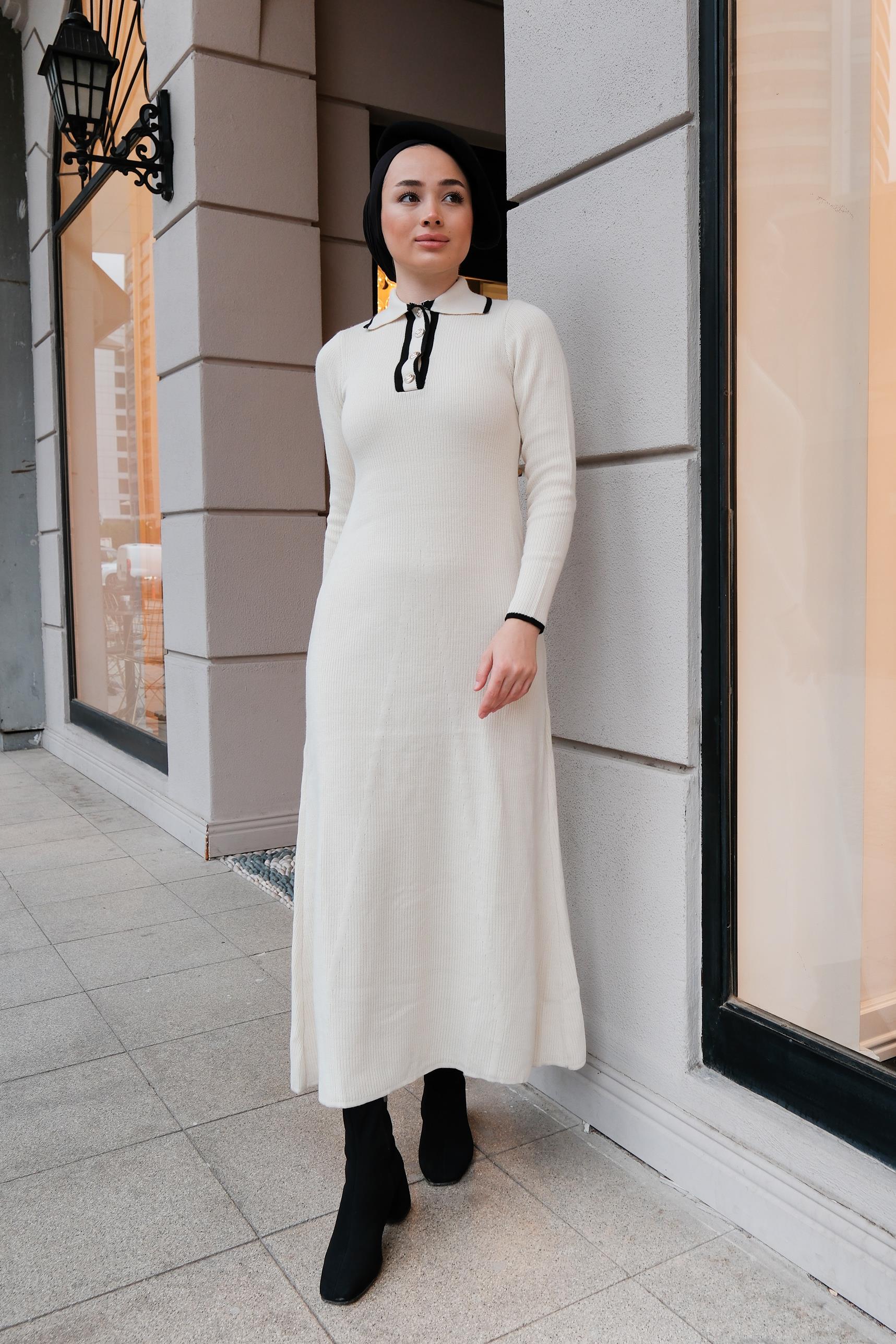 Polo Yaka Triko Elbise Bej