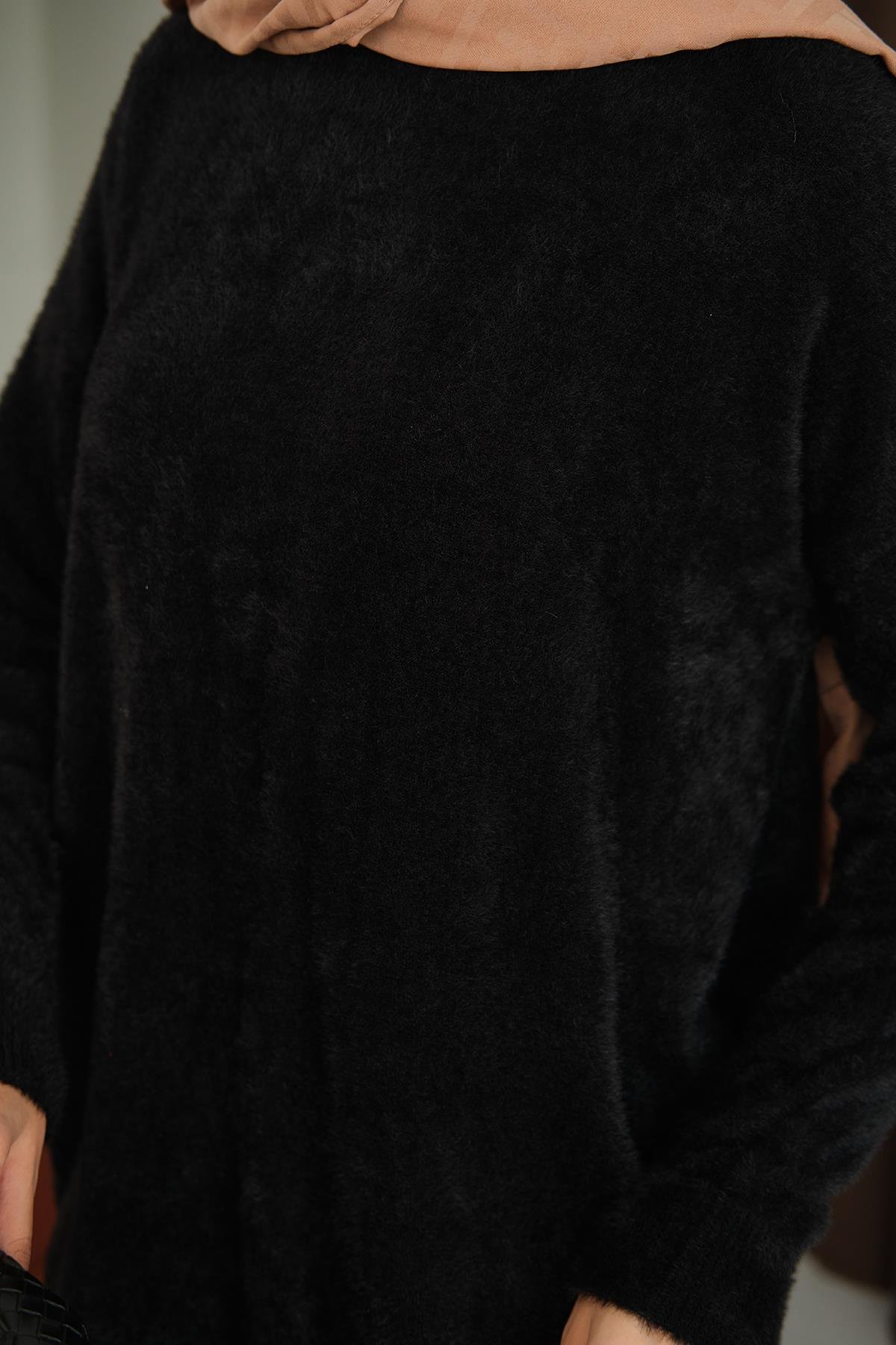 Püsküllü Tunik Siyah