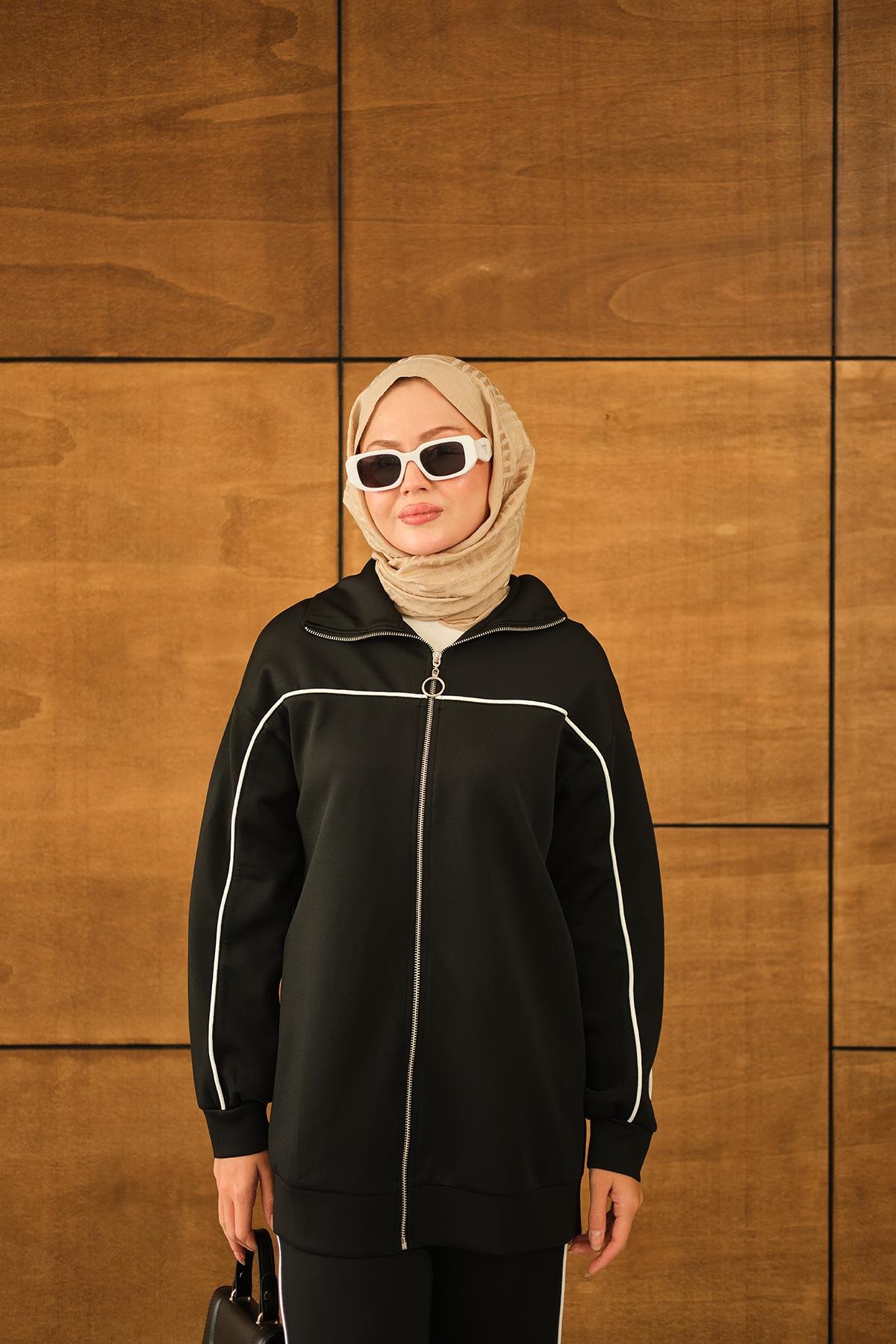 Robası Biyeli Takım Siyah