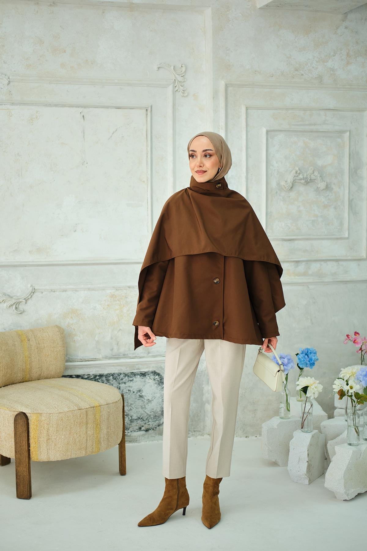 Şal Detay Kısa Trenç Kahverengi