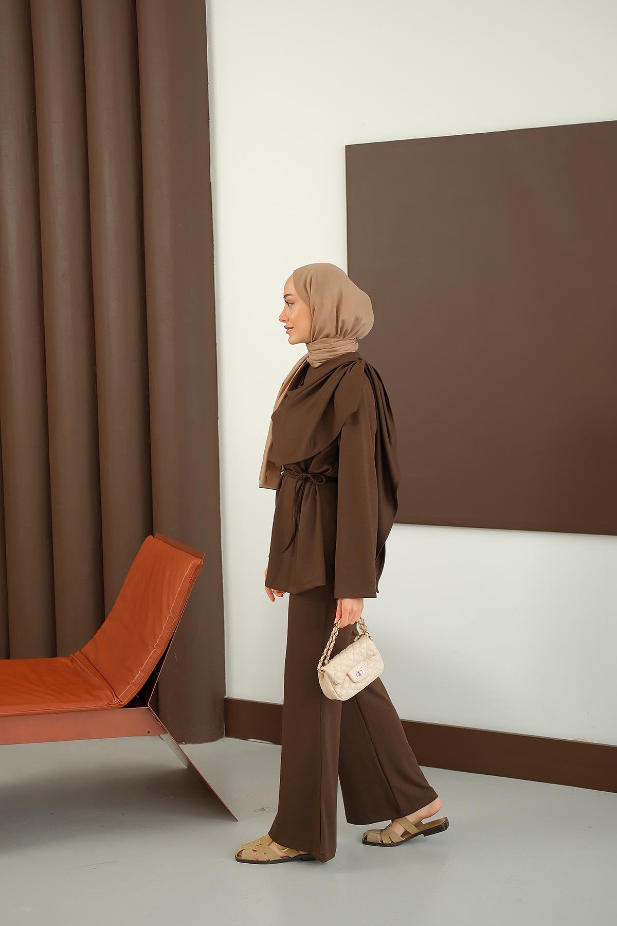Şal Detay Takım Kahverengi