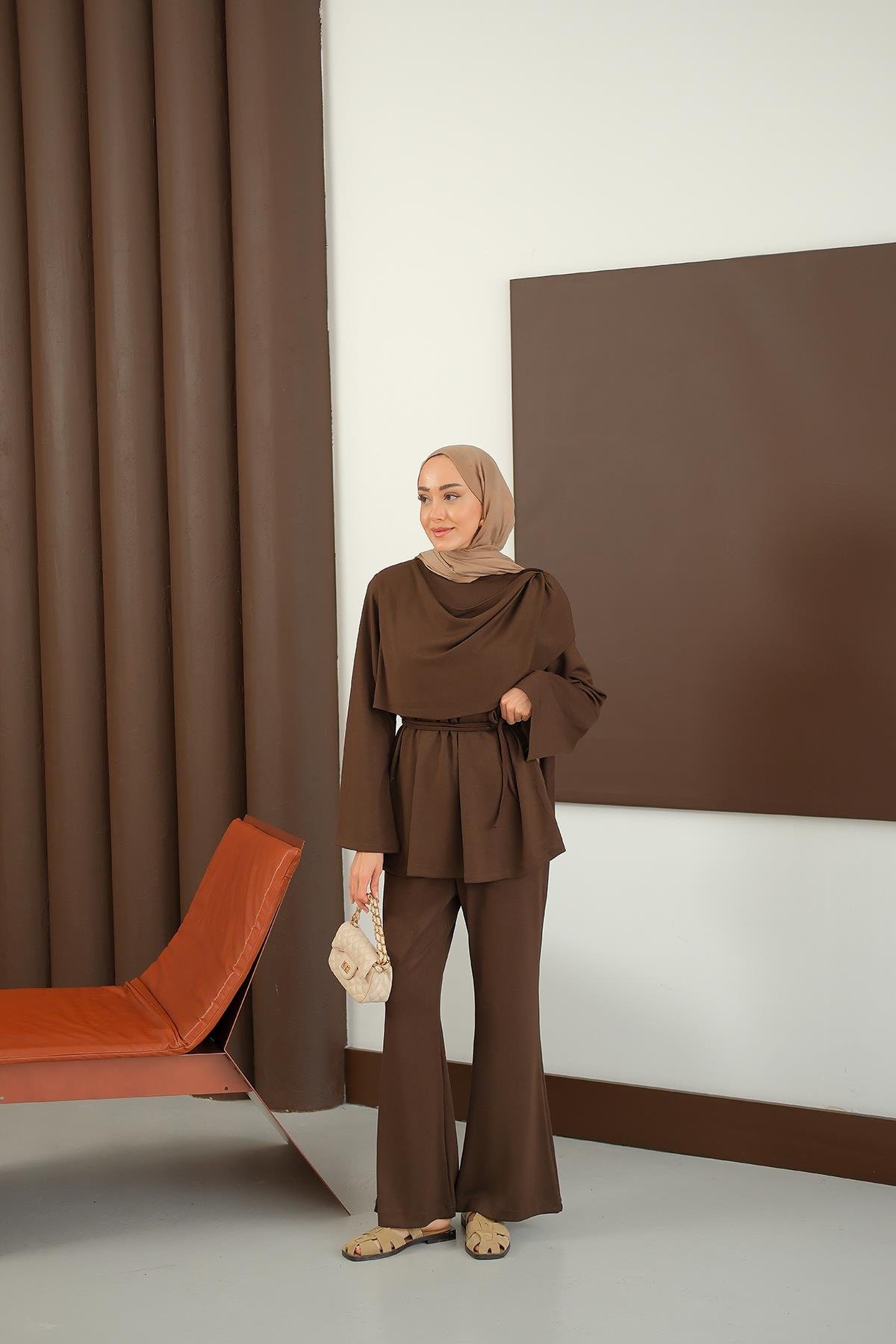 Şal Detay Takım Kahverengi