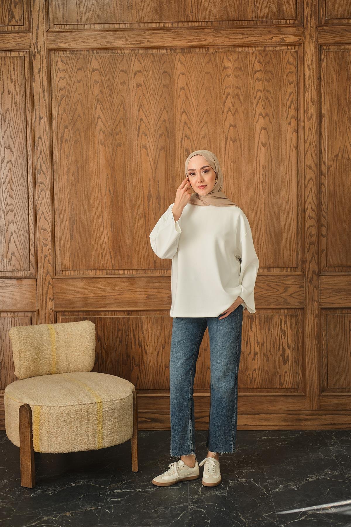 Salaş Düz Body Beyaz