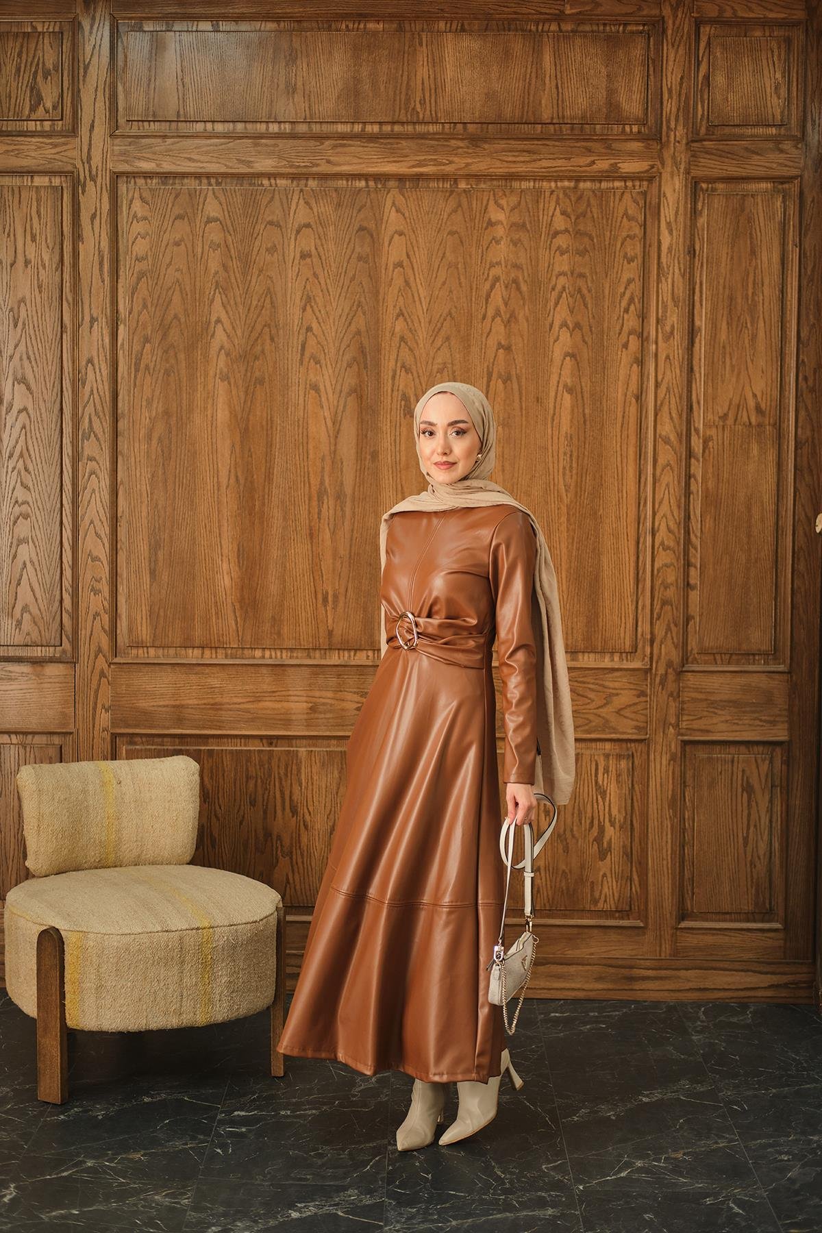 Şardonlu Deri Elbise Taba