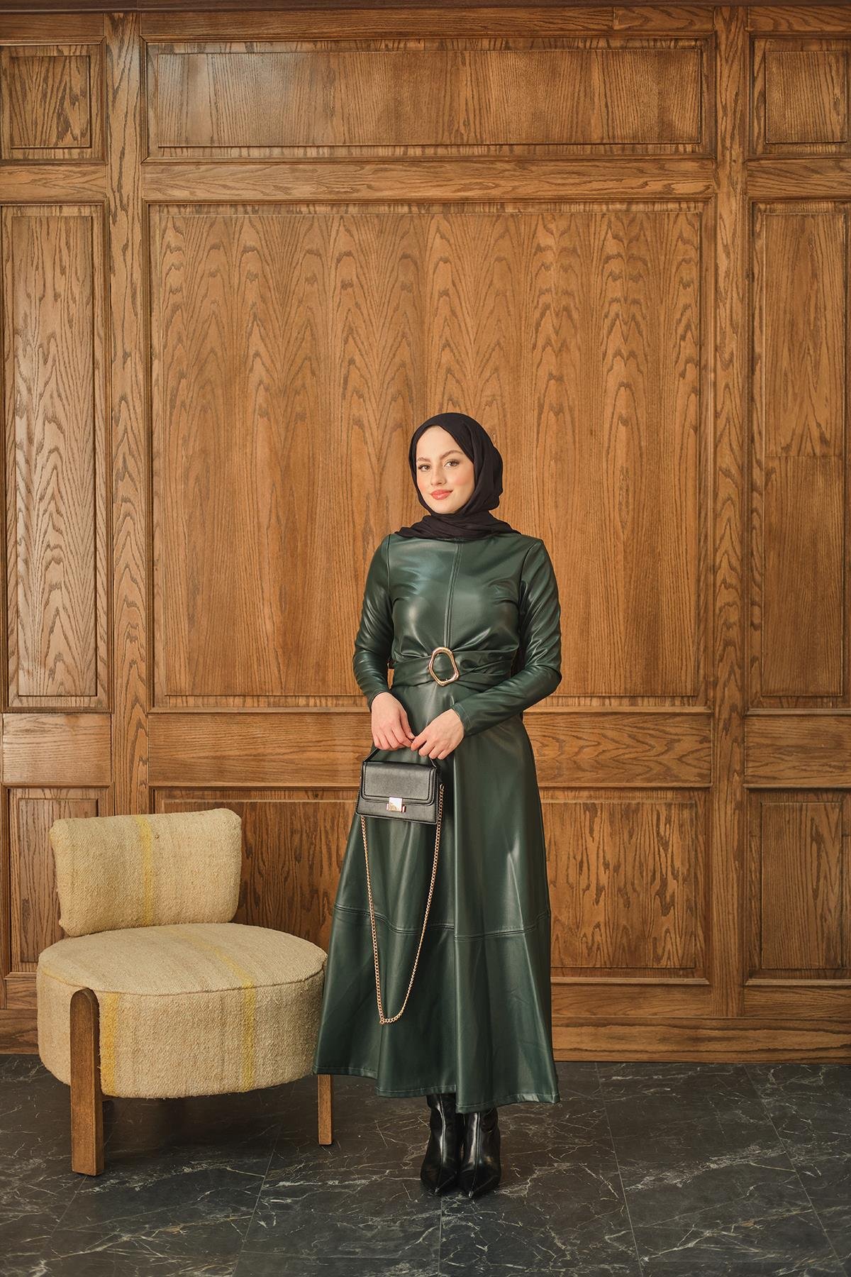 Şardonlu Deri Elbise Zümrüt Yeşil