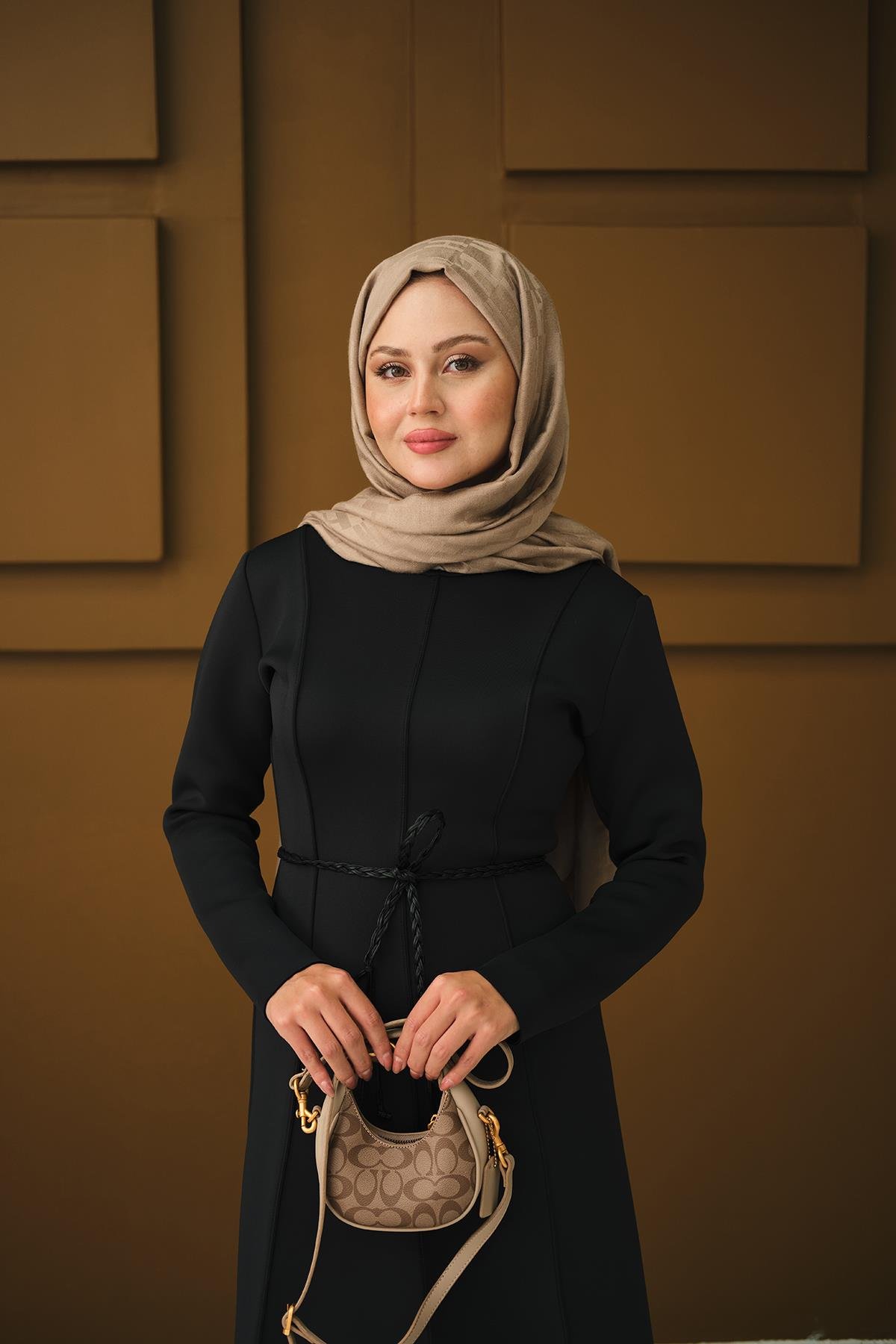 Scuba Puf Detay Elbise Siyah