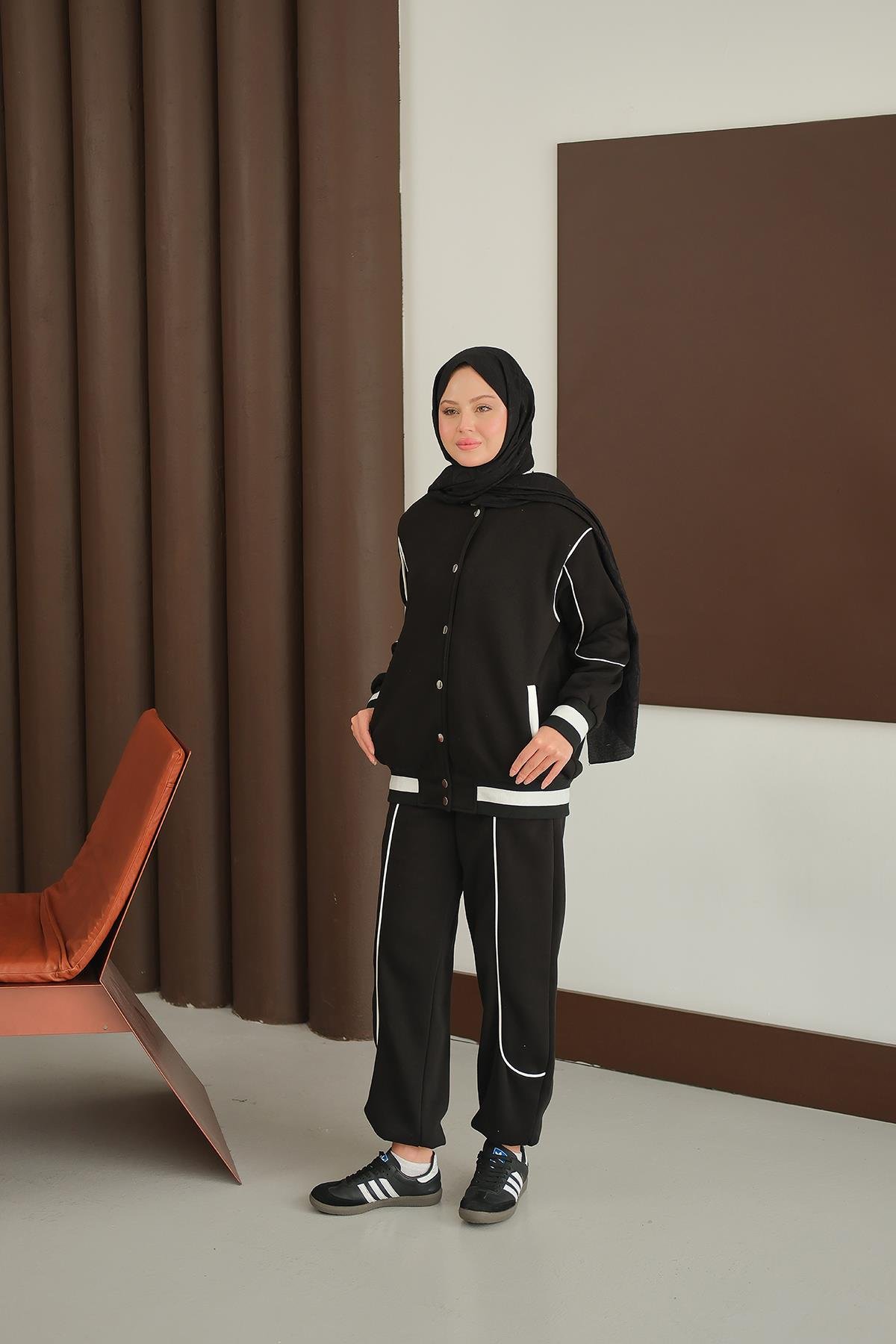 Şerit Detay Takım Siyah