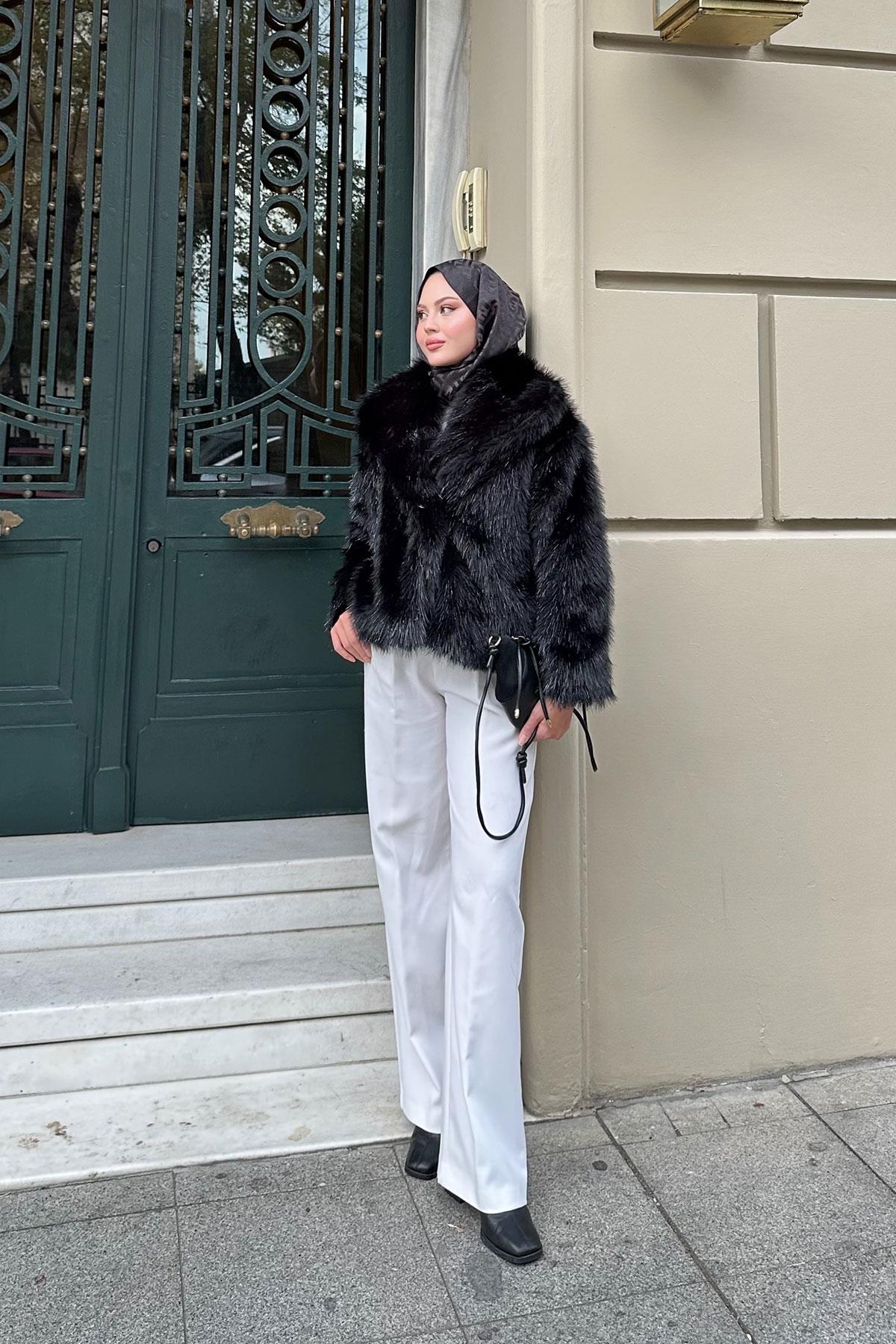 Sim Detay Kemerli Kaban Siyah