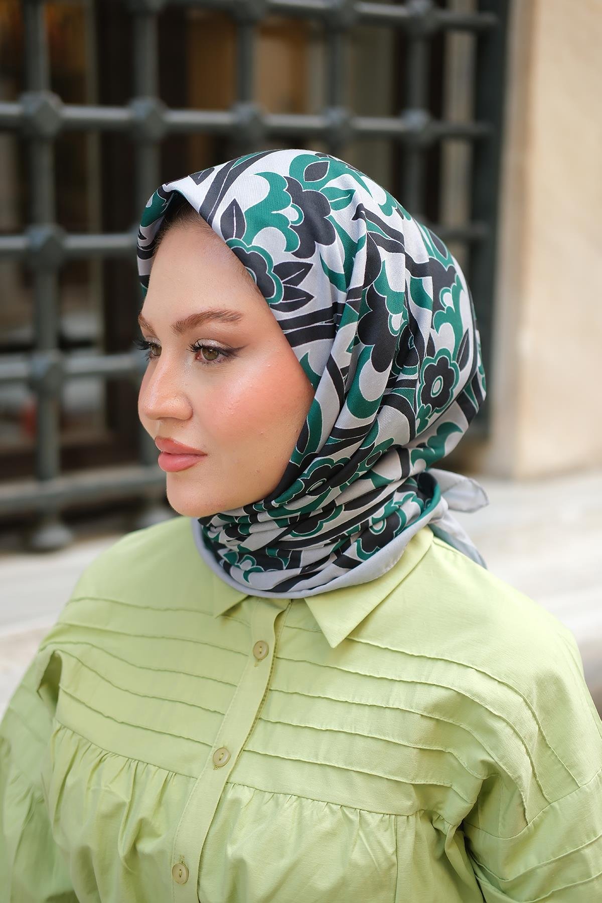 Soft Eşarp  Zümrüt Yeşil