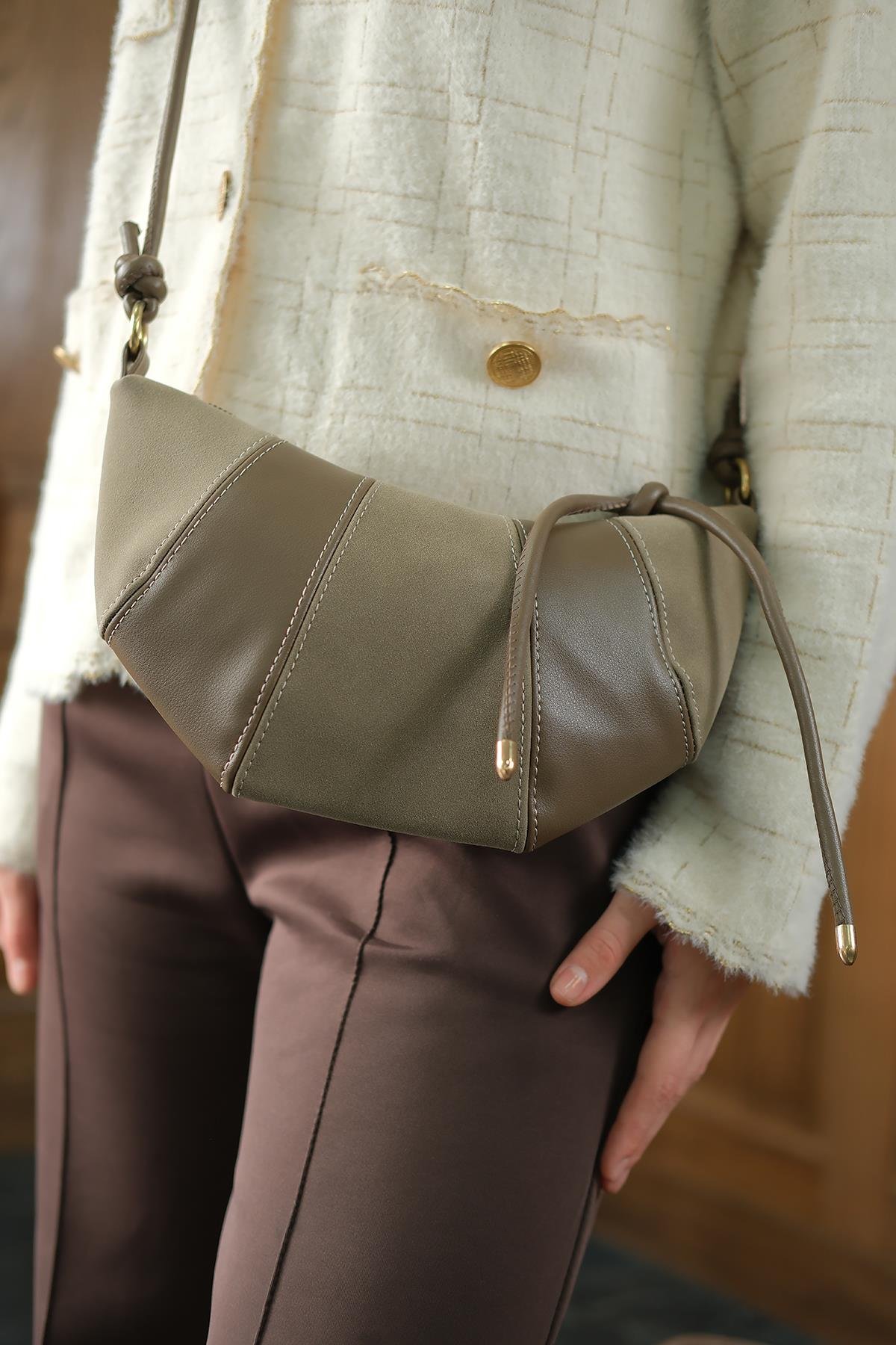 Süet Detay Çanta Vizon