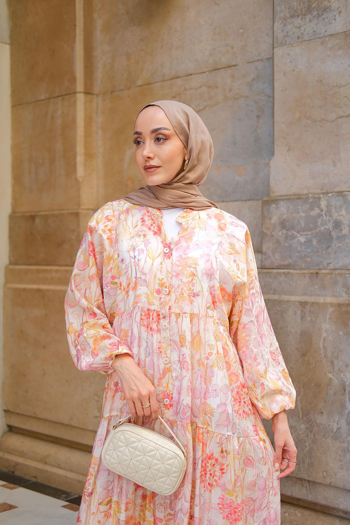 Sulu Boya Çicek Desenli Elbise Pudra