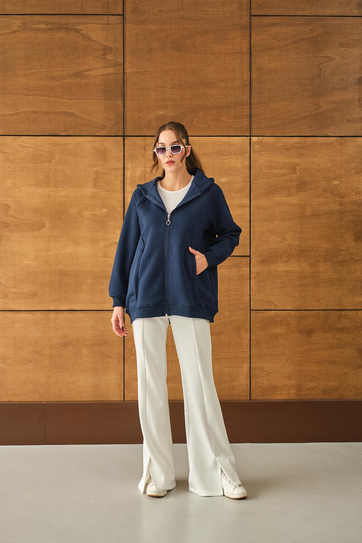 Süveter Detay Kapüşonlu Hırka Lacivert