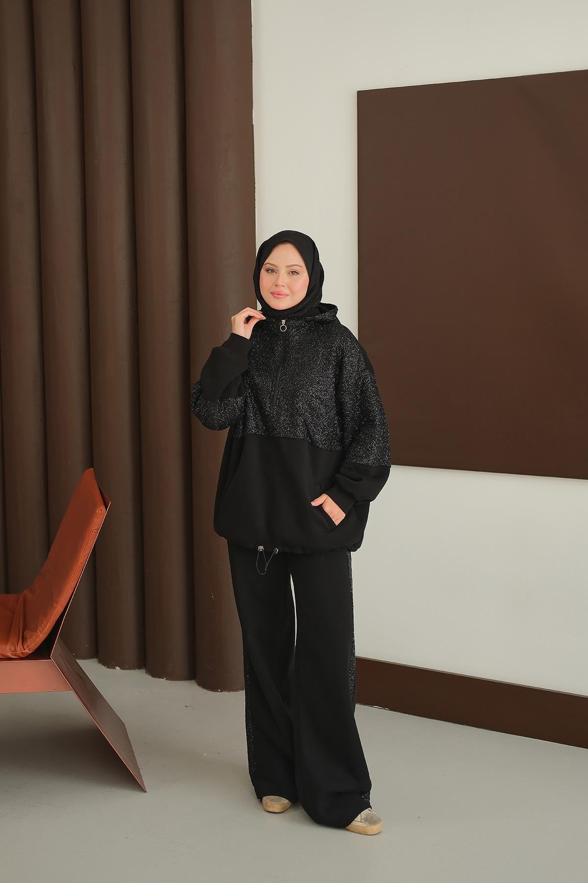 Sweatı Pullu Takım Siyah